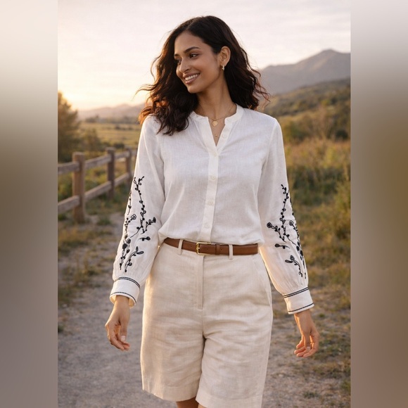 Club Monaco Tops - Club Monaco Linen Boho Blouse White XS Embroidered Sleeve Button Shirt Summer